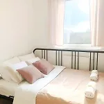 Sunny Apartment In Cracow